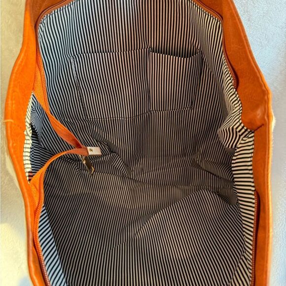 Tres Jolie Cow Print Tote - Picture 6 of 6